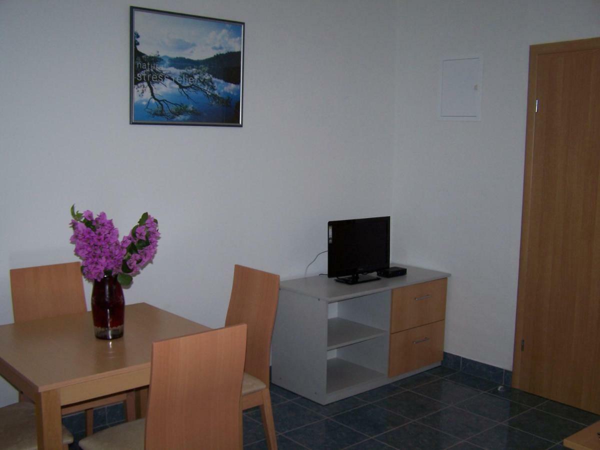 Apartments Mediteraneo Klek Bagian luar foto